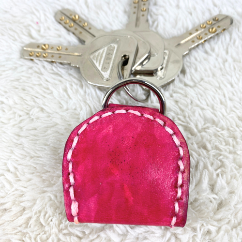 本革 キークリップ（マゼンタ）